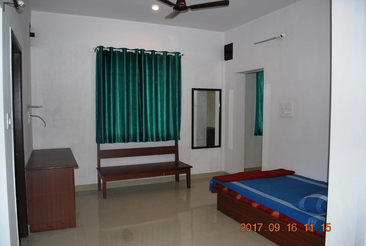 Henry Corner Villa Chikmagalur Exterior photo